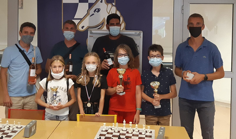 Tournoi de rentrée: victoire en solitaire de Xavier ! Tournoi de rentrée: victoire en solitaire de Xavier !