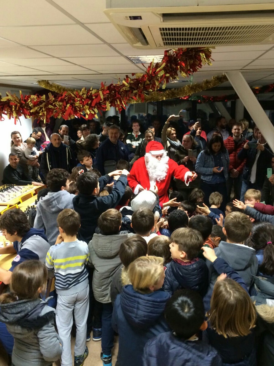 Le Père Noël attire les foules au Pico !