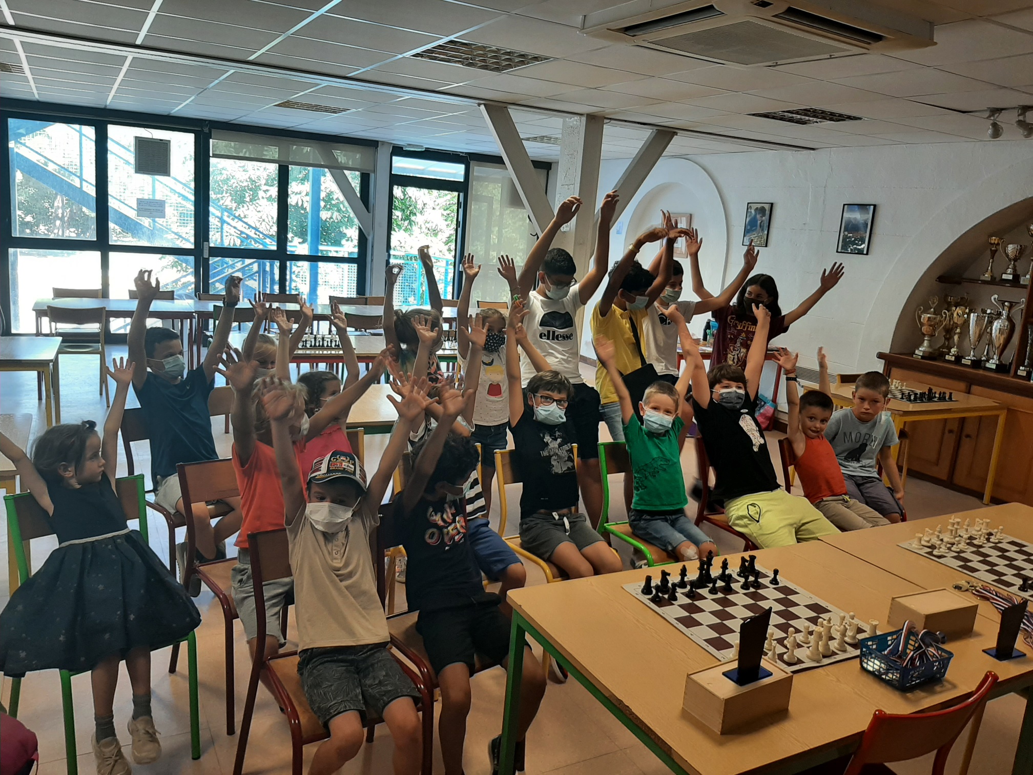 STAGES D'ETE ECHECS & ACTIVITES SPORTIVES ET ARTISTIQUES - ENORME SUCCES AVEC 40 ENFANTS PRESENTS !!