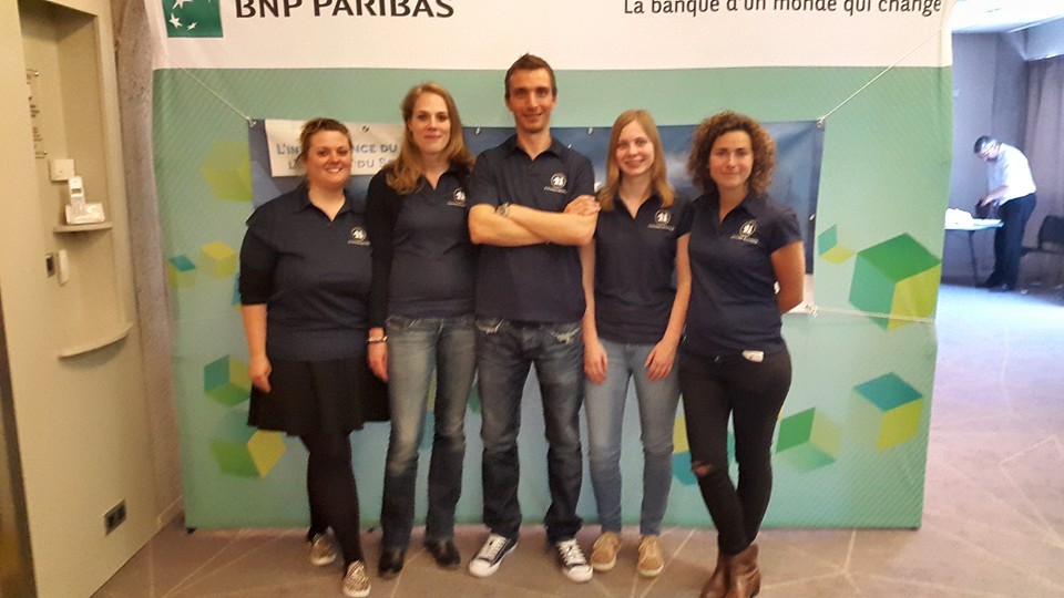 de g. à d.: Mélanie, Marlies, Romu, Anne et Delphine